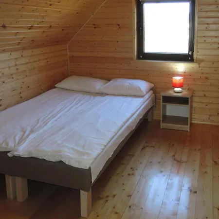 Modern Wood House In With A Terrace Dom wakacyjny *