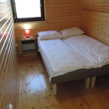 Modern Wood House In With A Terrace 레왈