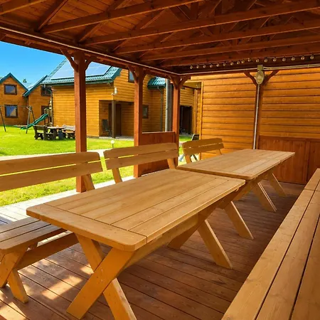 펜션 Modern Wood House In With A Terrace 레왈