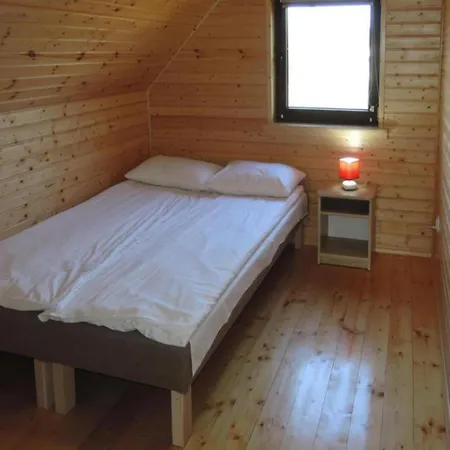Modern Wood House In With A Terrace 펜션 레왈