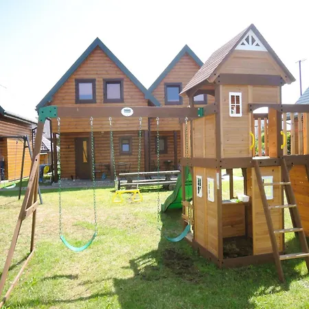Modern Wood House In With A Terrace 펜션 레왈